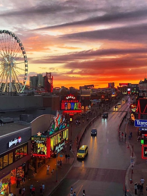 Clifton Hill, Niagara Falls Ontario