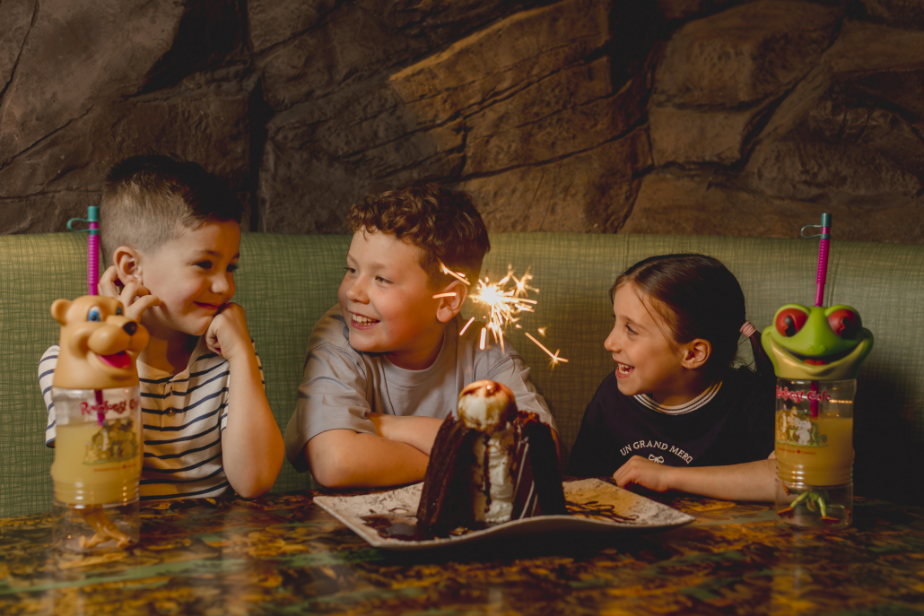 Rainforest Cafe Niagara Falls Canada